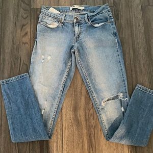 Levi’s 524 Skinny Jeans